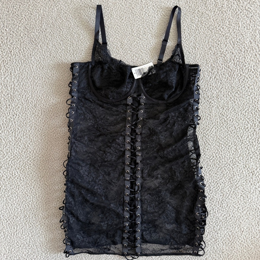 Torrid Curve Black Lace Chemise Underwire Lace Up Lingerie 1X 14-16 NWT 14419123